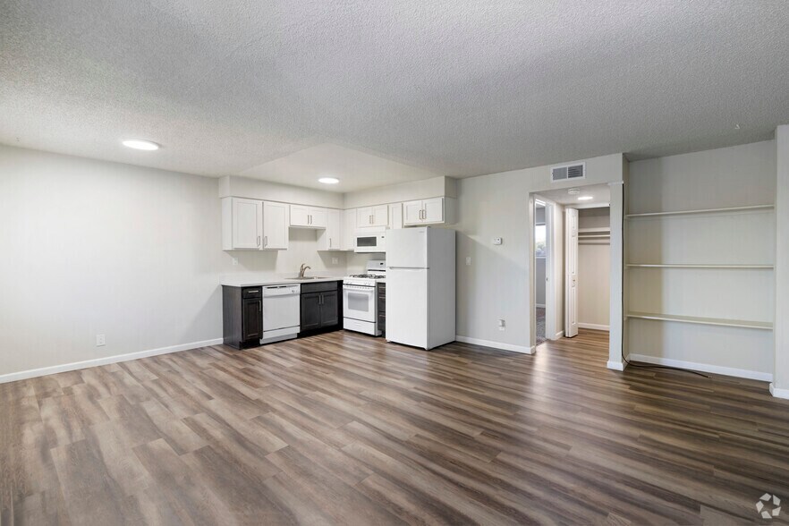 More Photos Of 1301 Stardust St, Reno Apartments For Sale