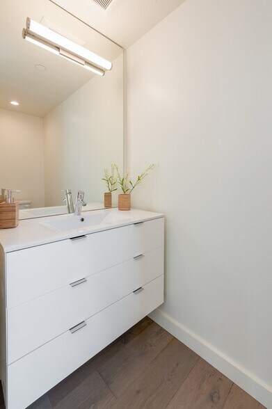 More Photos Of 12770 Caswell Ave, Los Angeles Apartments For Sale
