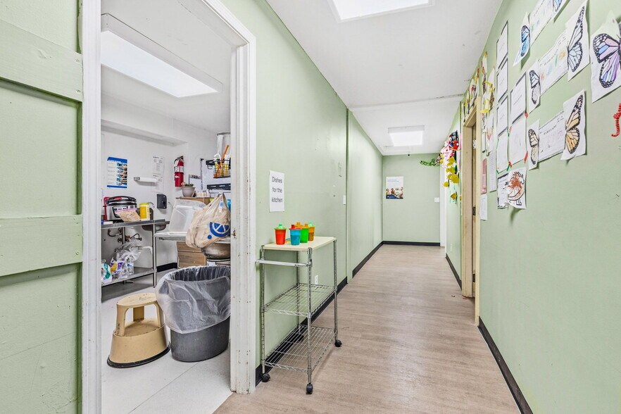 More Photos Of 925 Hendricks Dr, Lebanon Daycare Center For Sale