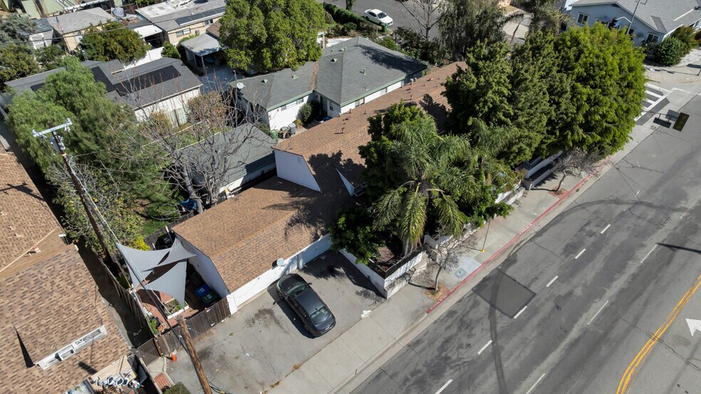 More Photos Of 11667 Burbank Blvd, North Hollywood Apartments For Sale