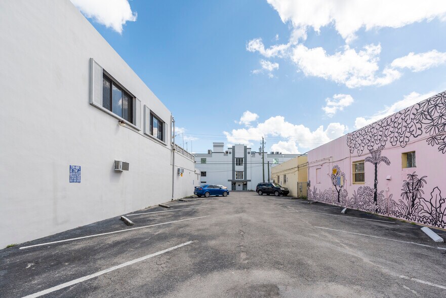 More Photos Of 115 S 21st Ave, Hollywood Land For Sale