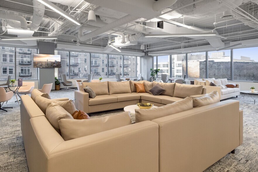 More Photos Of 550 W Van Buren St, Chicago Office For Lease