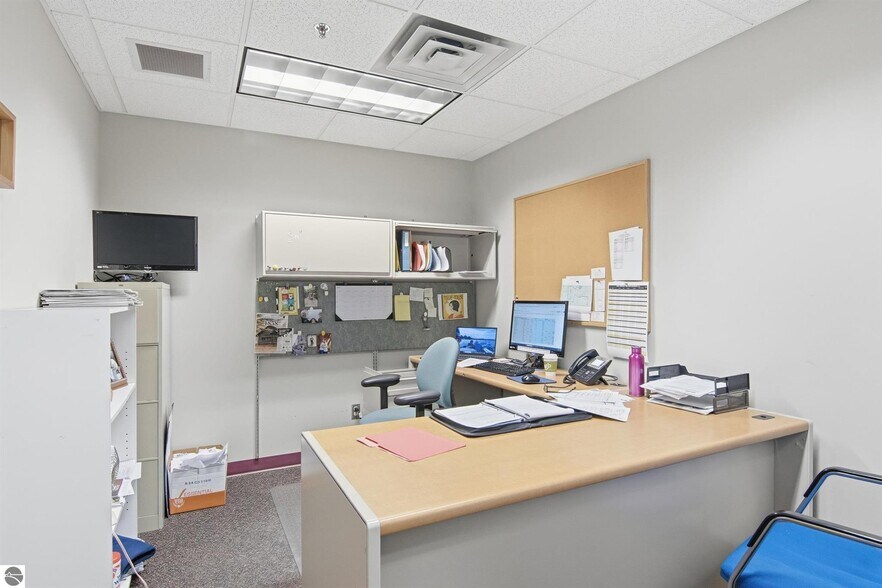 More Photos Of 116 W Front St, Traverse City Medical For Sale