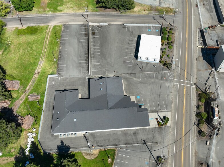 More Photos Of 2665 Glendale Valley Rd, Glendale Office For Sale