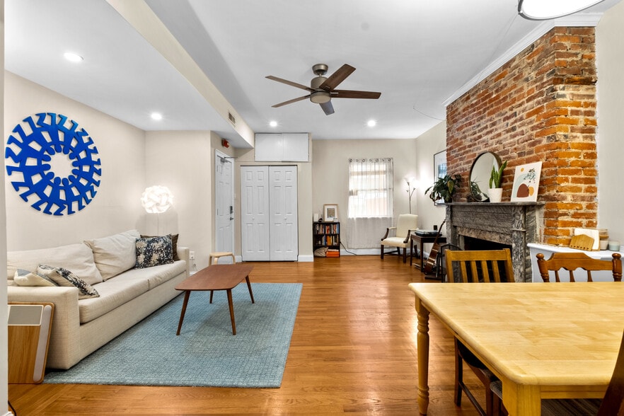 More Photos Of 1121 Walnut St, Philadelphia Apartments For Sale