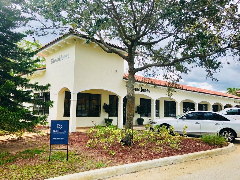 More Photos Of 390 Tequesta Dr, Jupiter Office For Lease