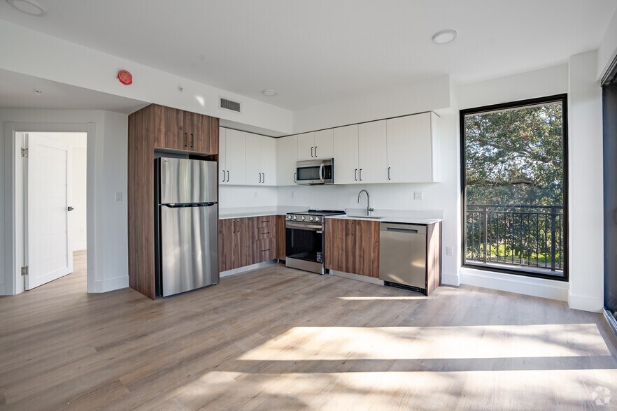 More Photos Of 2479 Northeast 192 Street, Miami Apartments For Lease