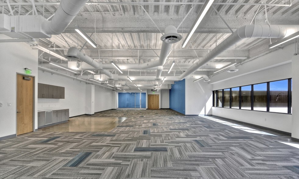 More Photos Of 1230 Rosecrans Ave, Manhattan Beach Office For Lease