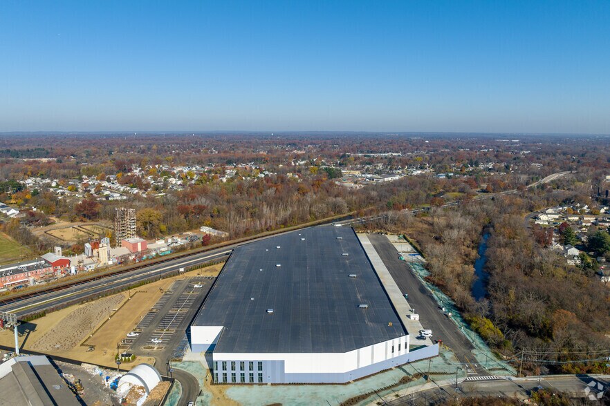 More Photos Of 40 Enterprise Ave, Lawrence Township Distribution For Lease
