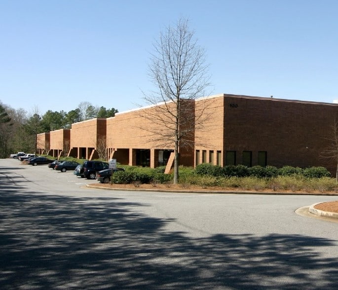More Photos Of 2197 Canton Rd, Marietta Warehouse For Lease
