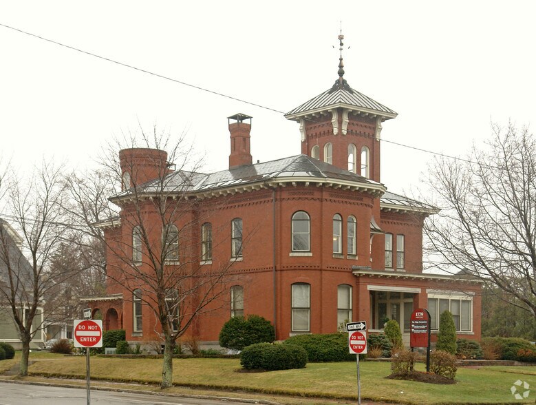 More Photos Of 1779 Elm St, Manchester Office For Lease