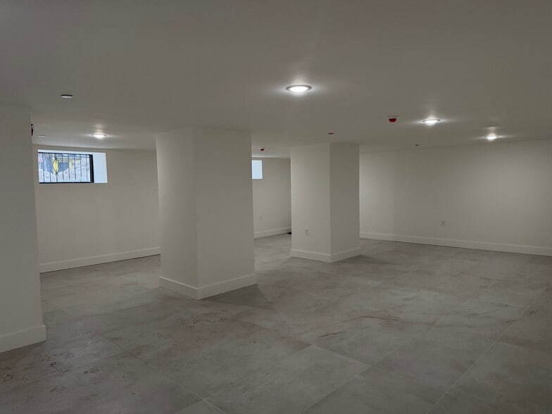 More Photos Of 536-540 Central Ave, Newark Apartments For Lease