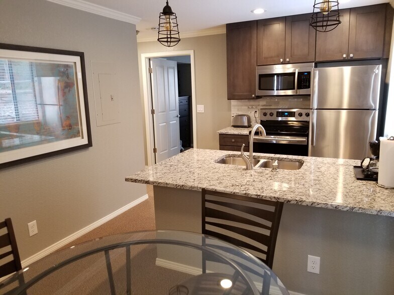 More Photos Of 6380 S Boston St, Greenwood Village Apartments For Sale