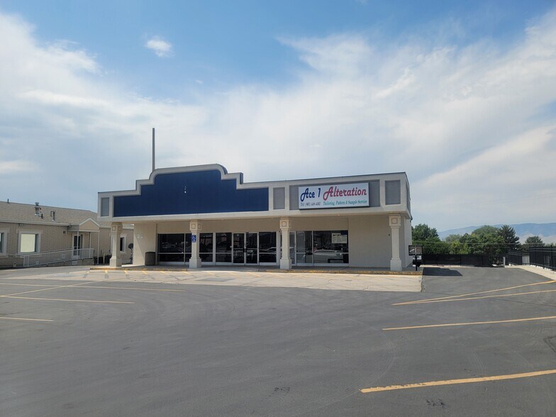 More Photos Of 46-48 E State Rd, Pleasant Grove Fast Food For Lease