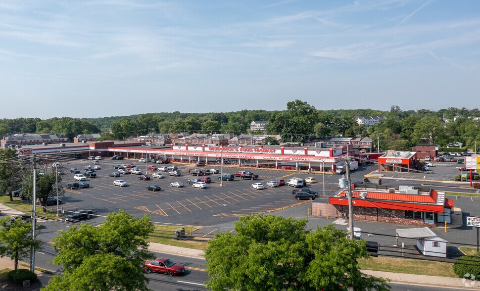 More Photos Of 2105 Eastern Blvd, Baltimore Unknown For Lease