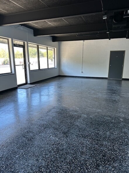 More Photos Of 2725 Franklin Turnpike, Danville Self Storage For Lease