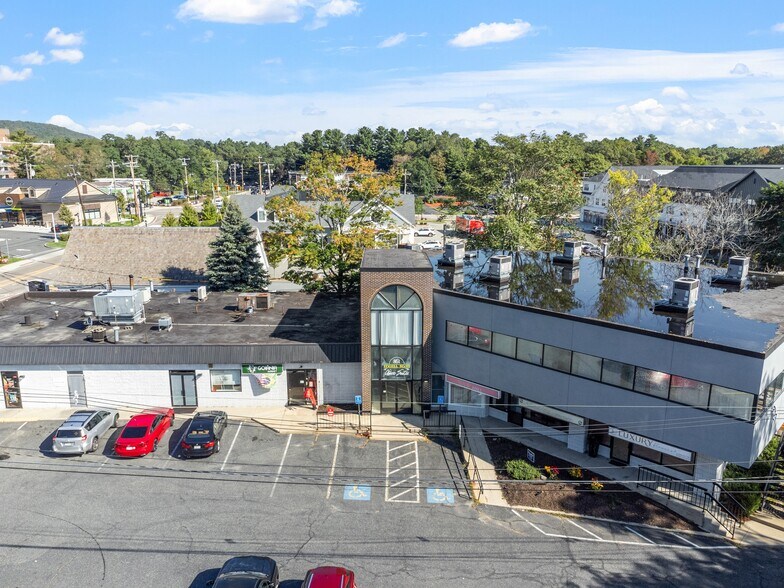 More Photos Of 861 Edgell Rd, Framingham Storefront For Lease