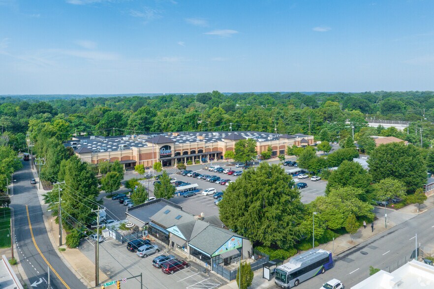 More Photos Of 3507-3555 W Cary St, Richmond Unknown For Lease