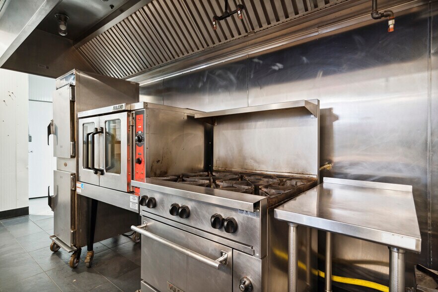 More Photos Of 1521-1531 N 31st St, Philadelphia Warehouse For Sale