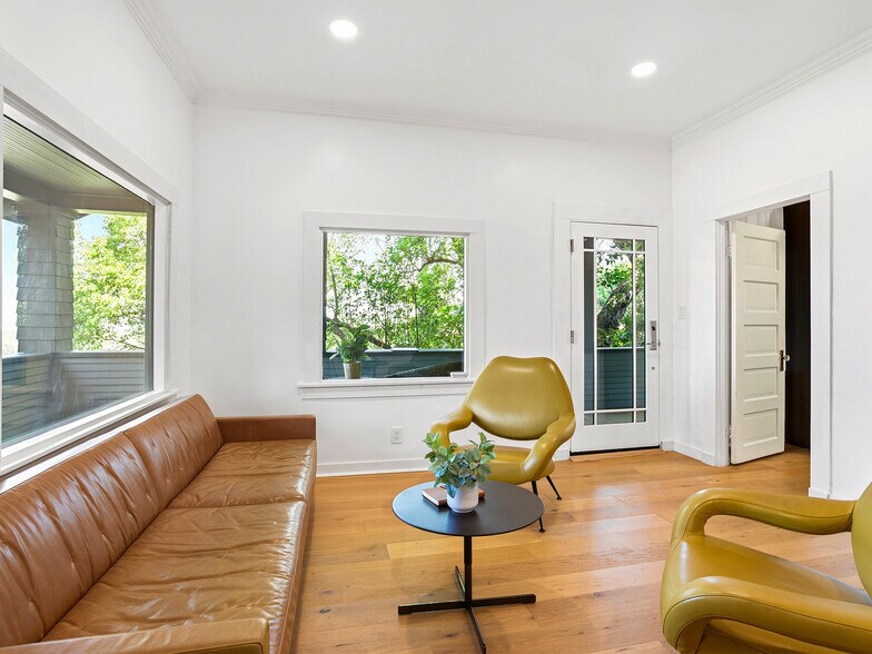 More Photos Of 1825 Altivo Way, Los Angeles Multifamily For Sale