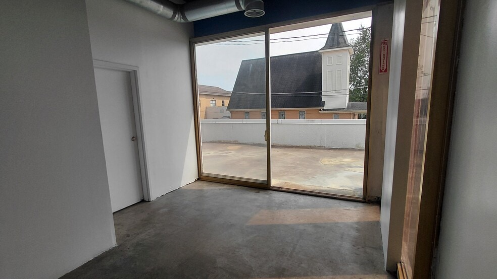 More Photos Of 1612 Cleveland Ave, Atlanta Storefront Retail Office For Lease