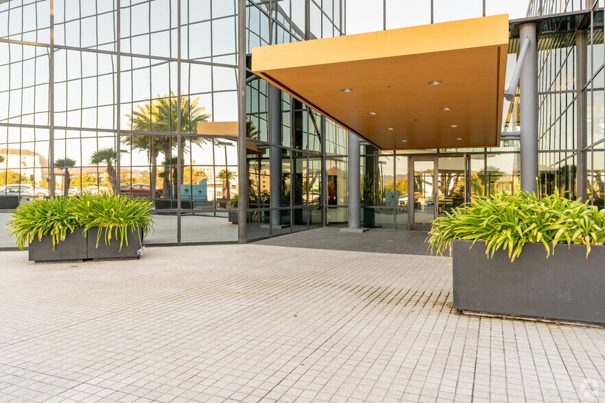 More Photos Of 700 Airport Blvd, Burlingame Office For Lease