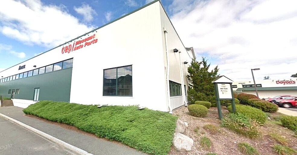 More Photos Of 143 Washington St, Gloucester General Retail For Lease