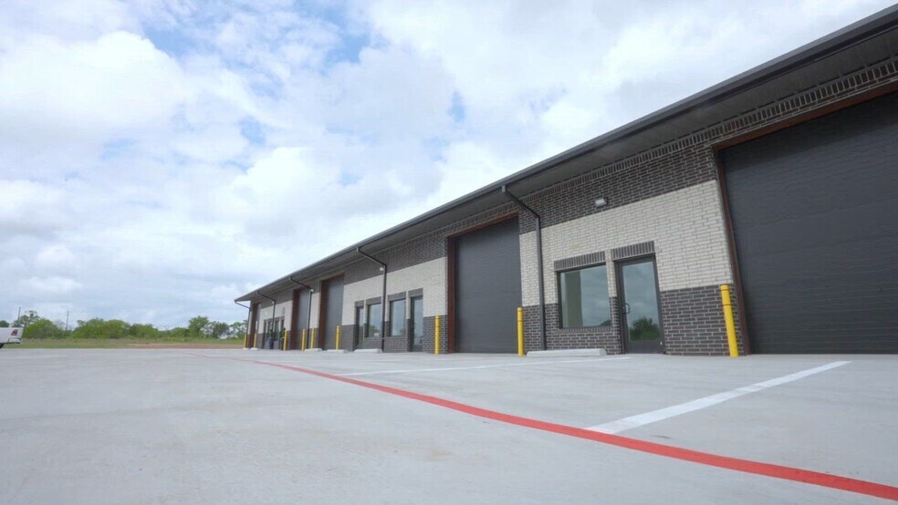 Primary Photo Of 6141 Contrary Creek Rd, Granbury Unknown For Sale