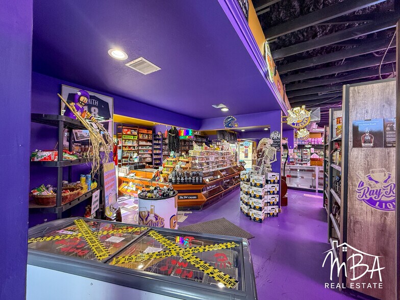 More Photos Of 1505 E Kansas Ave, Garden City Restaurant For Sale