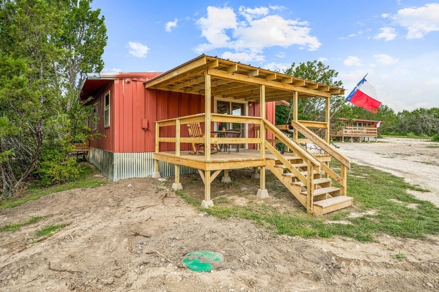 More Photos Of 825 Monarch Trail, Stephenville Specialty For Sale