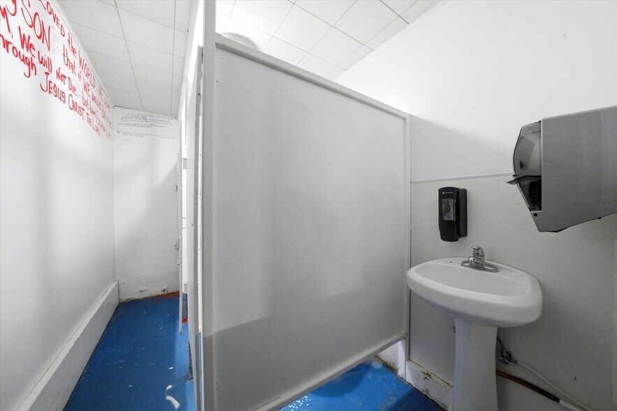 More Photos Of 602 7th St, Prosser Specialty For Sale