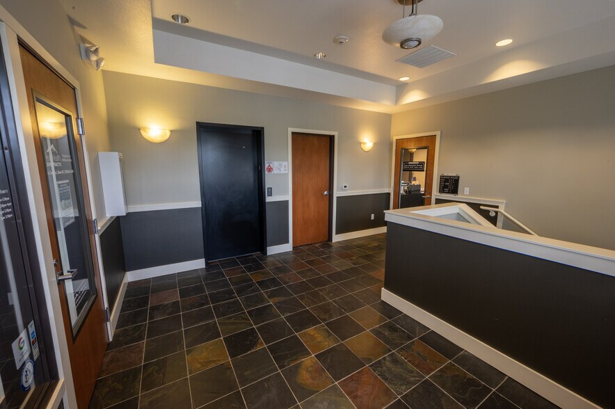 More Photos Of 4055 SW 185th Ave, Beaverton Medical For Sale