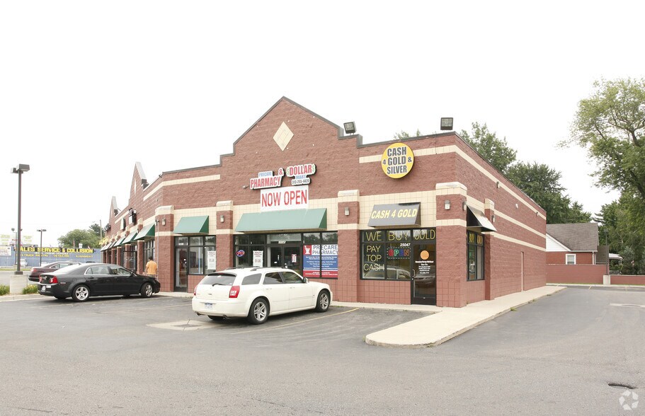 More Photos Of 25031-25047 Grand River Ave, Redford Unknown For Lease