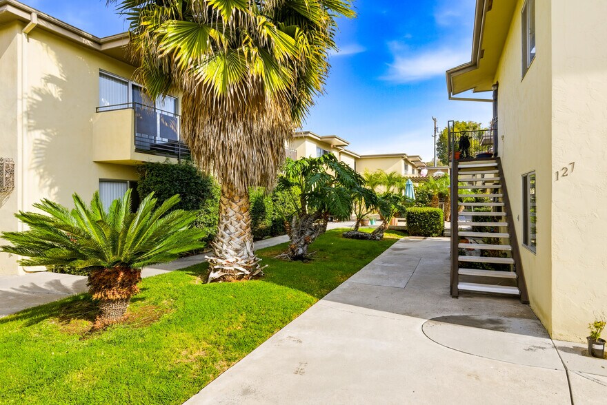 More Photos Of 122 3rd Ave, Chula Vista Apartments For Sale