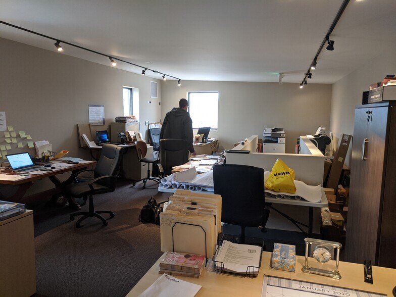 More Photos Of 1404 Bare Hills Ave, Baltimore Flex For Lease