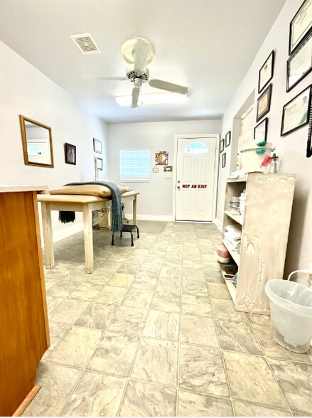 More Photos Of 5617 Watauga Rd, Watauga Storefront Retail Office For Sale