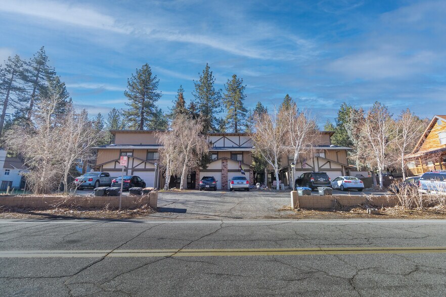 More Photos Of 1111 Apple Ave, Wrightwood Apartments For Sale