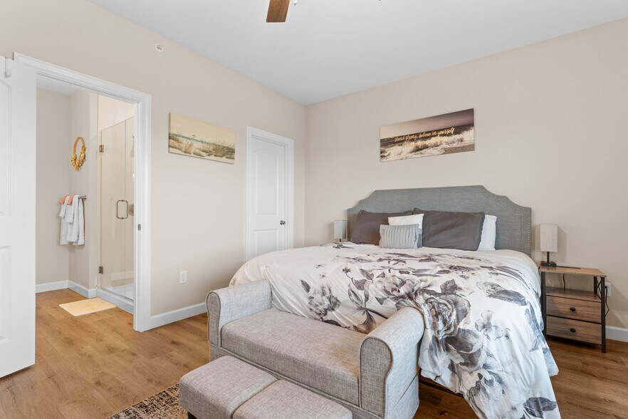 More Photos Of 3002 N Vineyards Ter, Branson General Retail For Sale