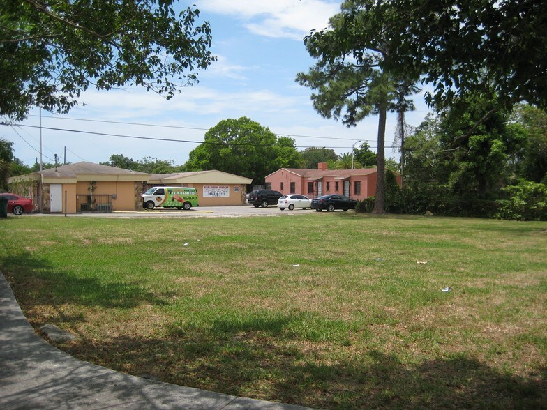 More Photos Of 3011 W Flagler St, Miami Medical For Lease