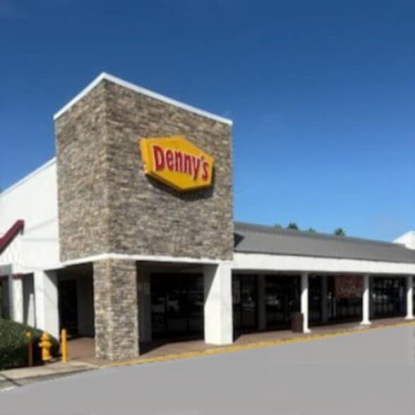 More Photos Of 18600-18760 NW 67th Ave, Miami Lakes Unknown For Lease