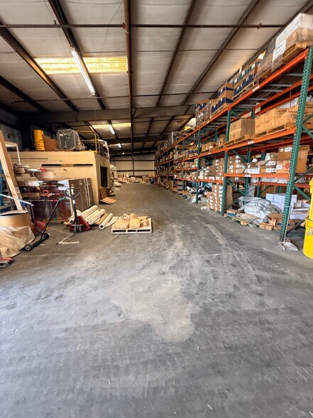 More Photos Of 2415 Whitfield Industrial Way, Sarasota Warehouse For Sale