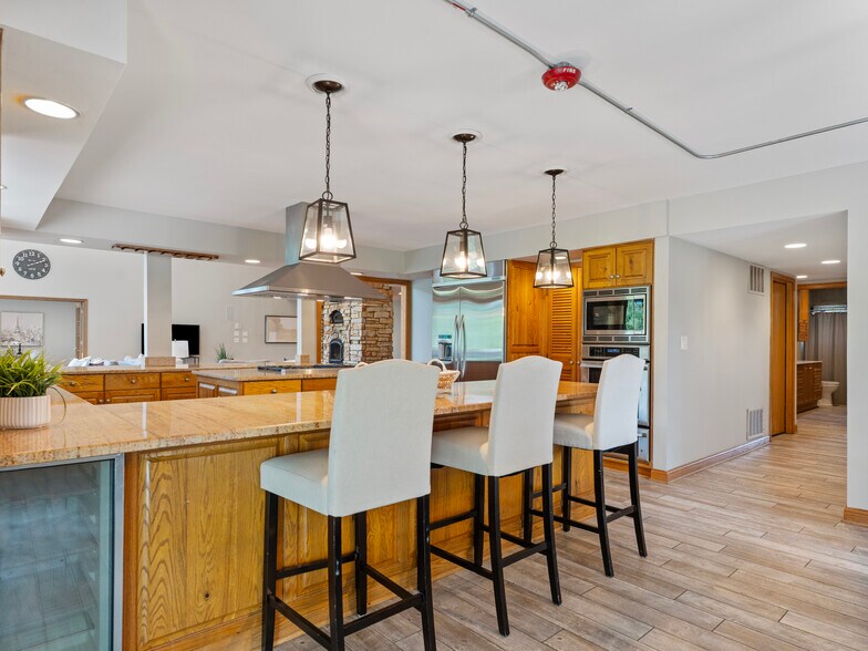 More Photos Of 22660 S Harlem Ave, Frankfort Flex For Sale