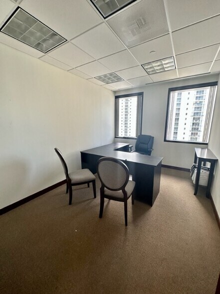 More Photos Of 1200 Brickell Ave, Miami Office For Lease