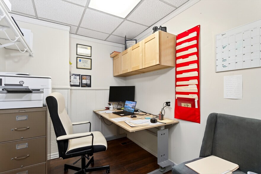 More Photos Of 5476 Broadway St, Lancaster Storefront Retail Residential For Sale