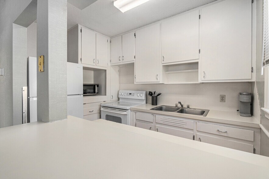 More Photos Of 1102-1108 N L Street, Fremont Multifamily For Sale