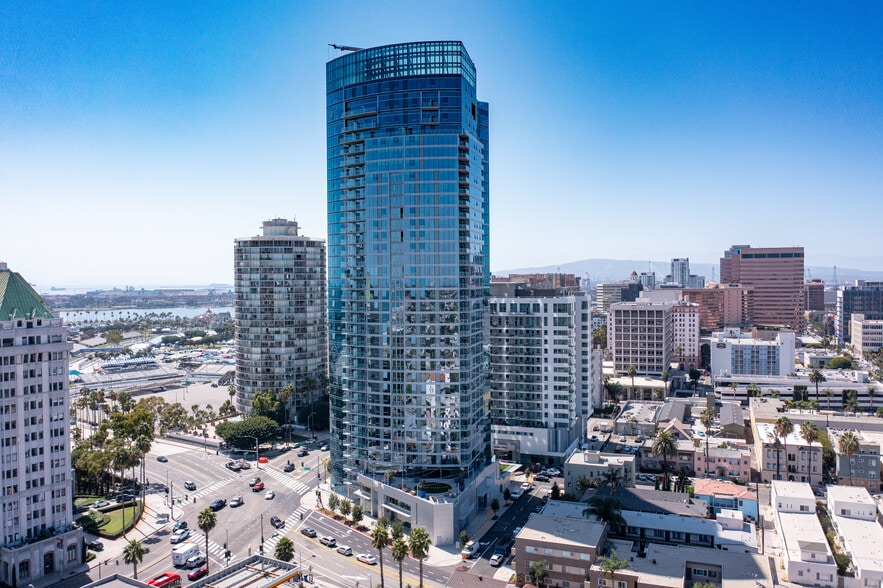 More Photos Of 777 E Ocean Blvd, Long Beach Apartments For Lease