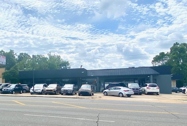 Primary Photo Of 2815 N May Ave, Oklahoma City Auto Repair For Sale