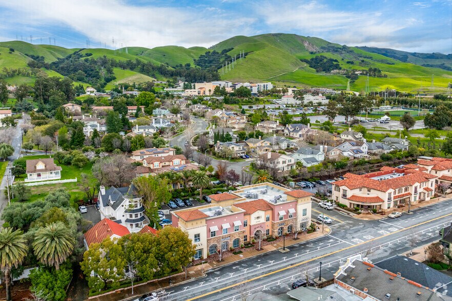 More Photos Of 43360 Mission Blvd, Fremont Office For Lease