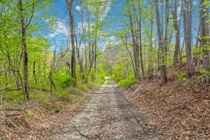 More Photos Of 5400 Saunders Rd, Logan Land For Sale