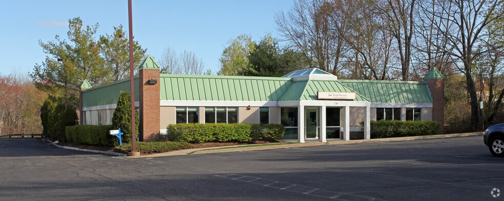Primary Photo Of 293 Boston Post Rd W, Marlborough Unknown For Lease